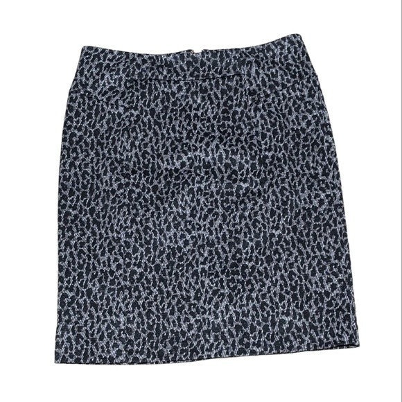 Michael Michael Kors animal print pencil skirt short black gray size Medium - Picture 8 of 8